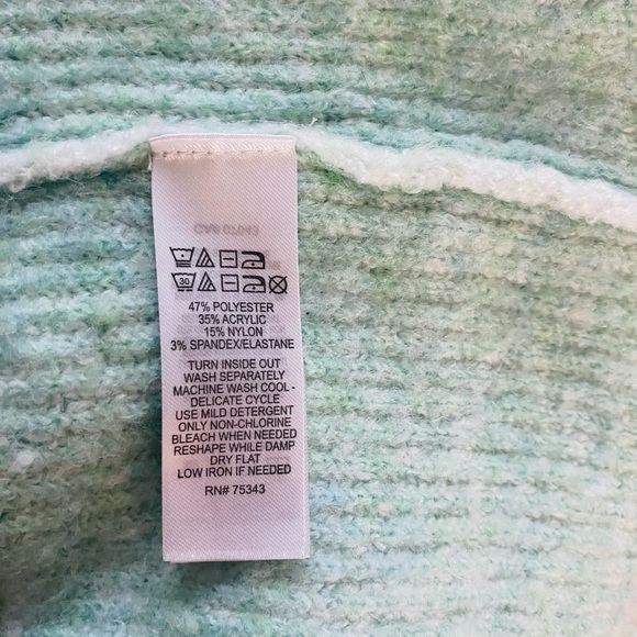 *SOLD* Rachel Roy | Loose Fit Acrylic Mint Sweater Size XL - Picture 7 of 7